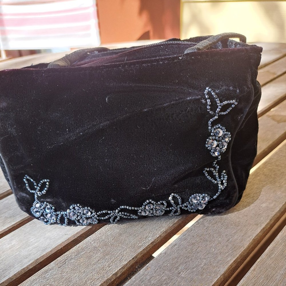 Mini beaded mini bag